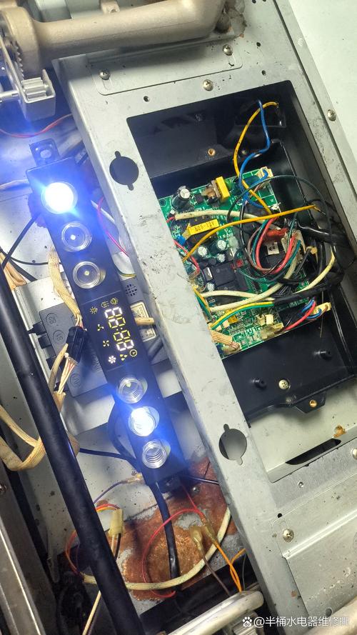 維修電路板按鍵圖片，電路板按鍵失靈